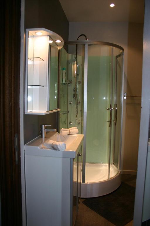 B&B Aux Beaux Buis Blegny Ruang foto