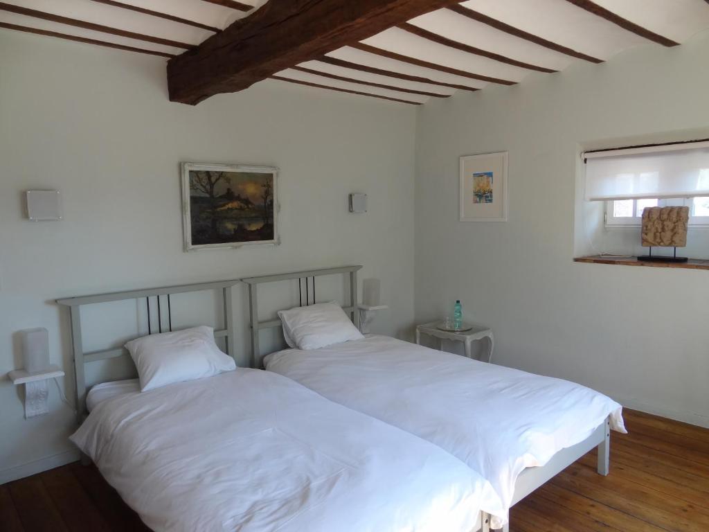 B&B Aux Beaux Buis Blegny Ruang foto